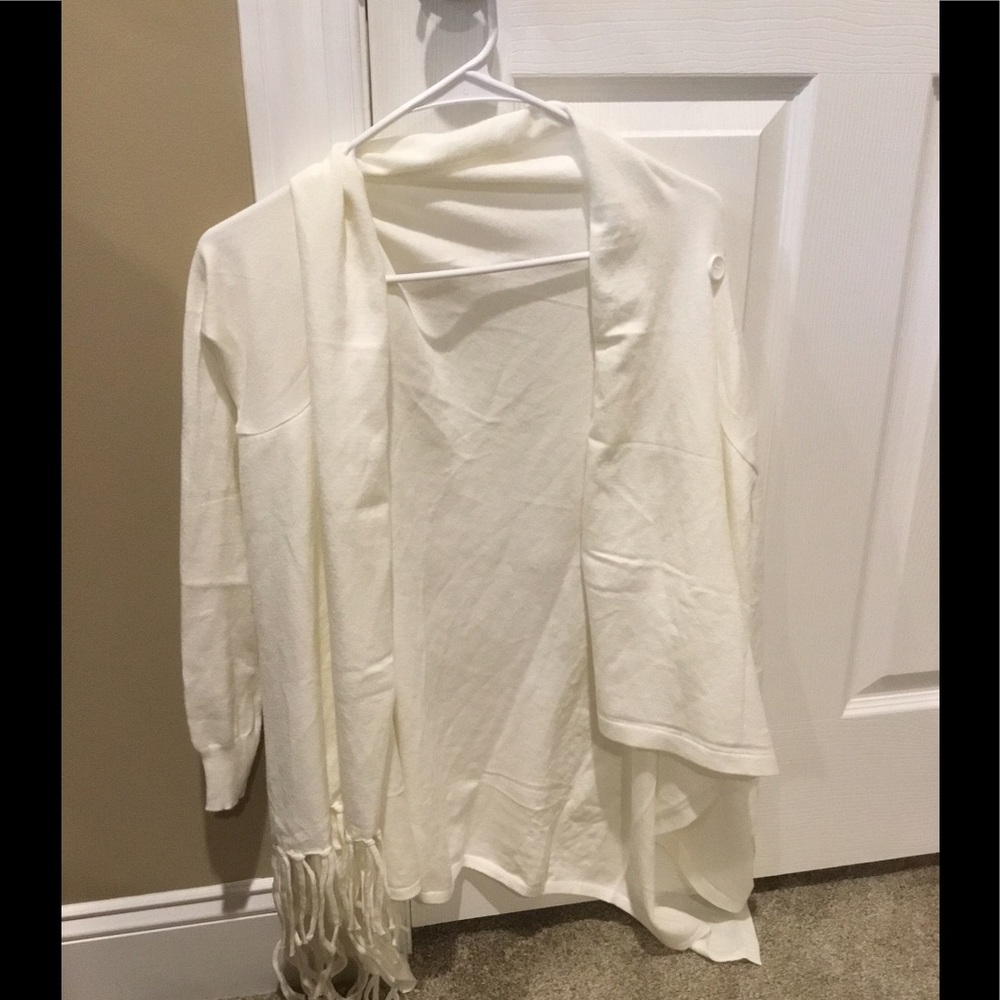 Wrap fringed sweater